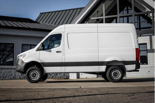2025 Mercedes-Benz Sprinter 2500 High Roof