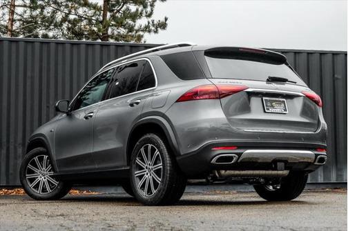 2025 Mercedes-Benz GLE 450e 4MATIC