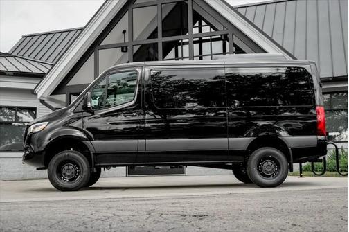 2025 Mercedes-Benz Sprinter 2500 Standard Roof
