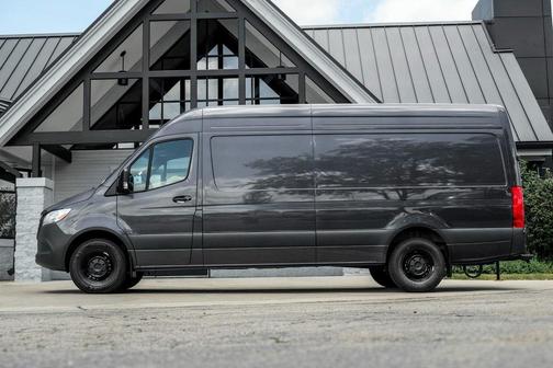 2025 Mercedes-Benz Sprinter 2500 High Roof