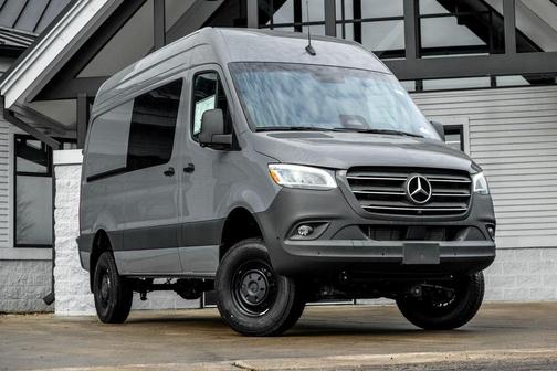 2026 Mercedes-Benz Sprinter 2500 Cargo 144 WB