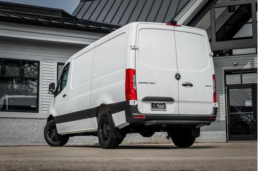 2025 Mercedes-Benz Sprinter 2500 High Roof