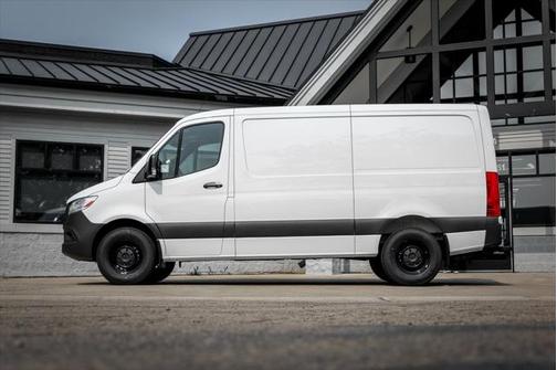 2025 Mercedes-Benz Sprinter 2500 High Roof