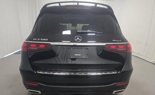 2025 Mercedes-Benz GLS 580 4MATIC