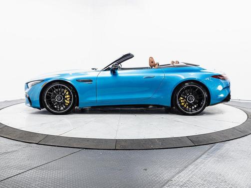 2022 Mercedes-Benz AMG SL 63 Base