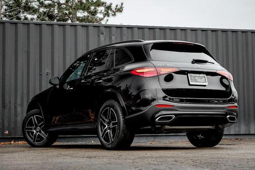 2026 Mercedes-Benz GLC 300 4MATIC