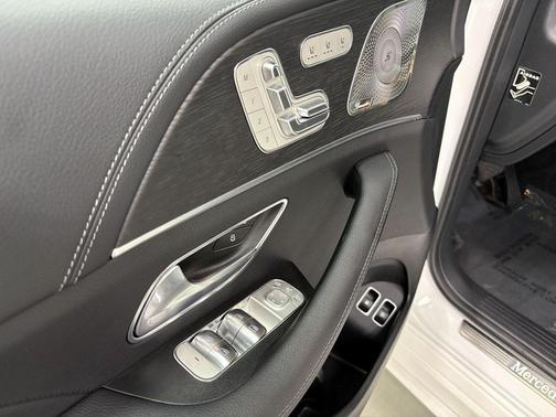 2025 Mercedes-Benz GLE 450e 4MATIC