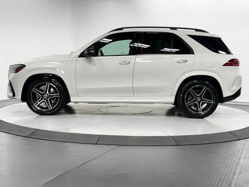 2025 Mercedes-Benz GLE 450e 4MATIC
