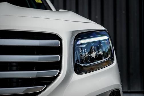 2025 Mercedes-Benz GLB 250 4MATIC