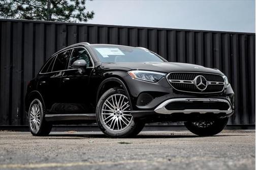 2025 Mercedes-Benz GLC 300 4MATIC