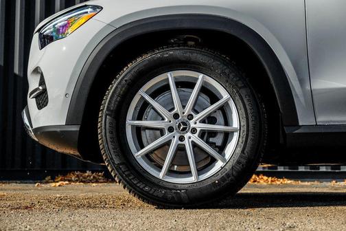 Alpine 2026 Mercedes-Benz GLE 350 4MATIC