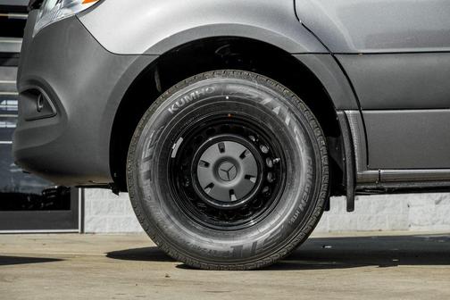 2026 Mercedes-Benz Sprinter 2500 High Roof