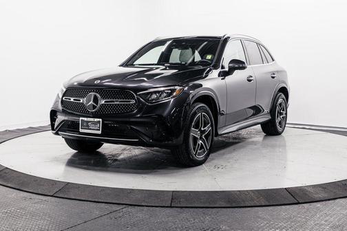 2026 Mercedes-Benz GLC 300 4MATIC