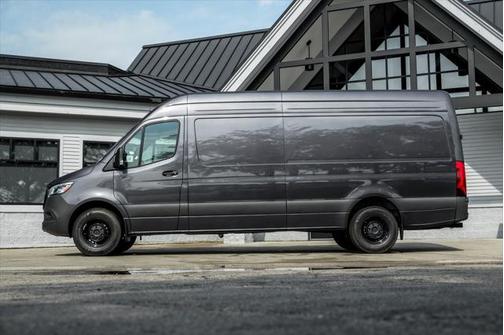 2025 Mercedes-Benz Sprinter 2500 High Roof
