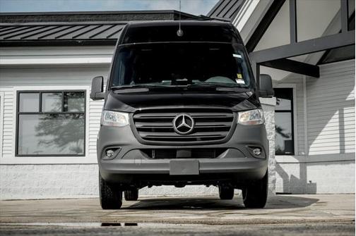 2025 Mercedes-Benz Sprinter 2500 High Roof