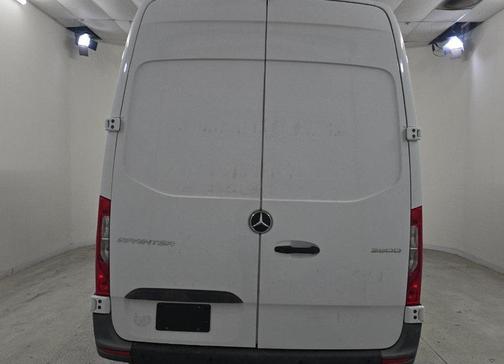 2023 Mercedes-Benz Sprinter 2500 High Roof