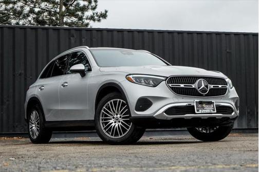2025 Mercedes-Benz GLC 300 4MATIC
