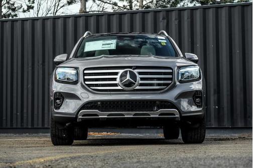 2025 Mercedes-Benz GLB 250 4MATIC