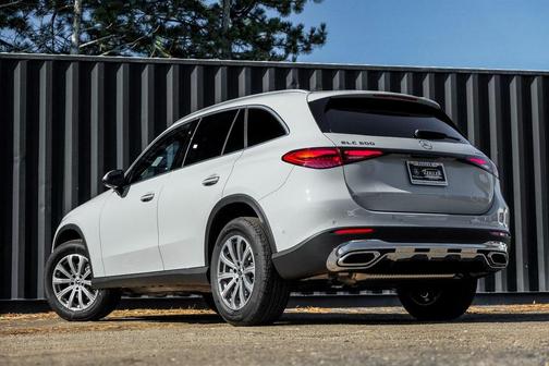 2026 Mercedes-Benz GLC 300 4MATIC