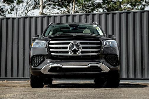 2026 Mercedes-Benz GLS 450 4MATIC