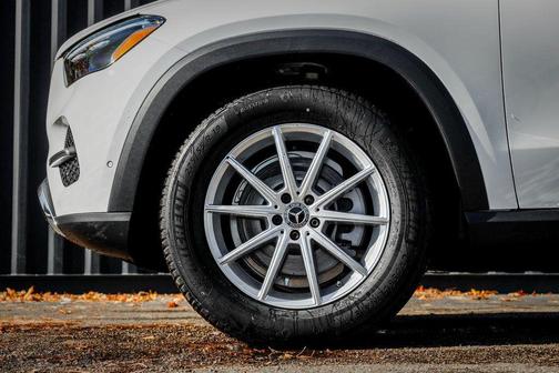 Polar White 2026 Mercedes-Benz GLE 350 4MATIC