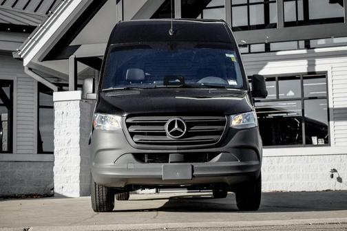 2026 Mercedes-Benz Sprinter 2500 High Roof