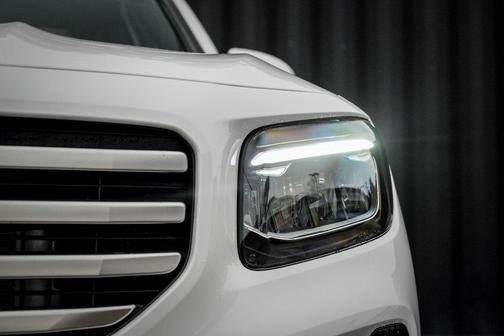 2026 Mercedes-Benz GLB 250 4MATIC