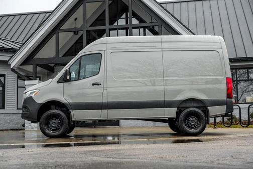 2026 Mercedes-Benz Sprinter 2500 High Roof