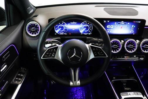 2025 Mercedes-Benz EQB 300 4MATIC