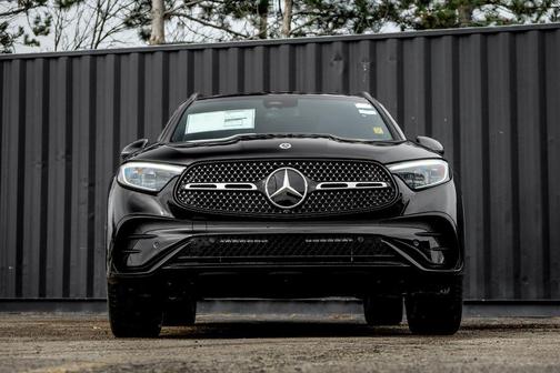 Black 2026 Mercedes-Benz GLC 300 4MATIC