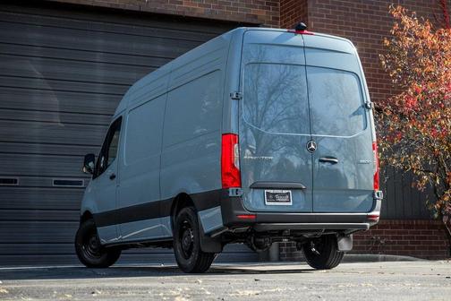 2026 Mercedes-Benz Sprinter 2500 Cargo 144 WB