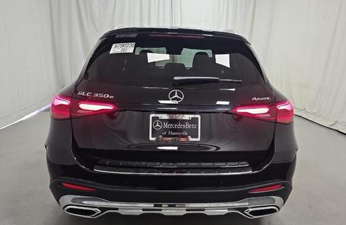 2025 Mercedes-Benz GLC 350e Base
