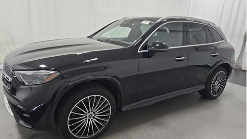 2025 Mercedes-Benz GLC 350e Base