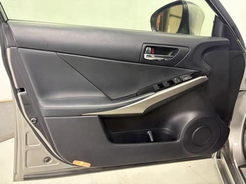 2016 Lexus IS 300 Base