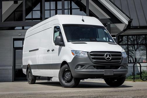 2025 Mercedes-Benz Sprinter 2500 High Roof