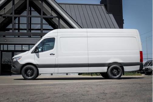 2025 Mercedes-Benz Sprinter 2500 High Roof