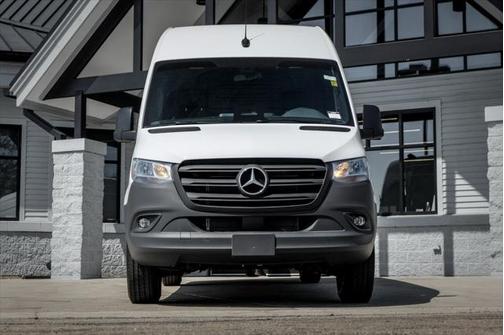 2025 Mercedes-Benz Sprinter 2500 High Roof