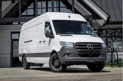 2025 Mercedes-Benz Sprinter 2500 High Roof
