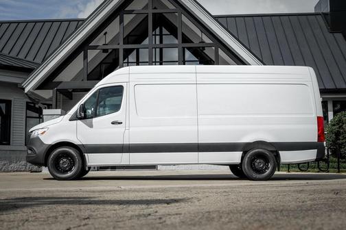 2026 Mercedes-Benz Sprinter 2500 High Roof