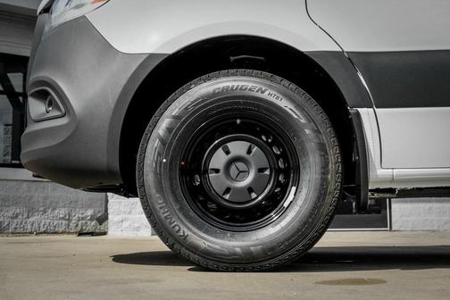 2026 Mercedes-Benz Sprinter 2500 High Roof