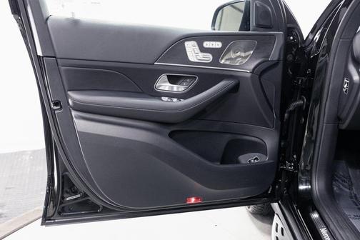 2026 Mercedes-Benz GLS 450 4MATIC