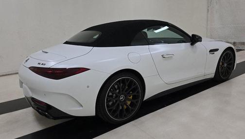 2022 Mercedes-Benz AMG SL 63 Base