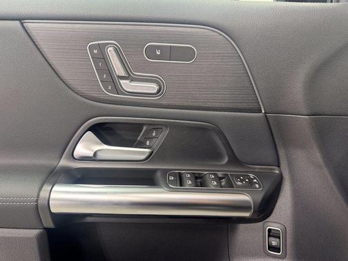 2026 Mercedes-Benz GLA 250 4MATIC