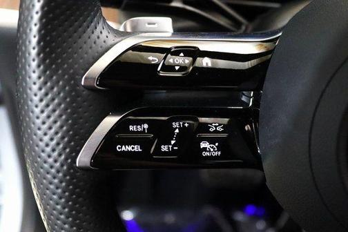 2025 Mercedes-Benz GLC 350e Base