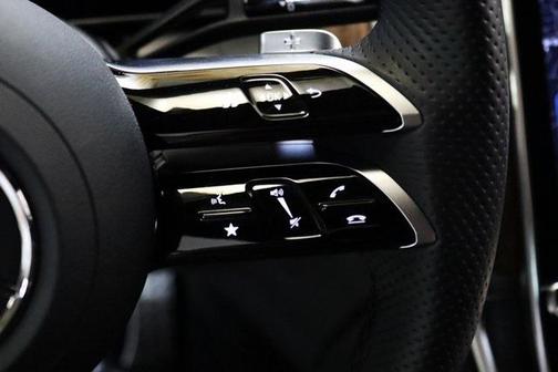 2025 Mercedes-Benz GLC 350e Base