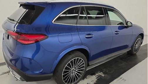 2025 Mercedes-Benz GLC 350e Base