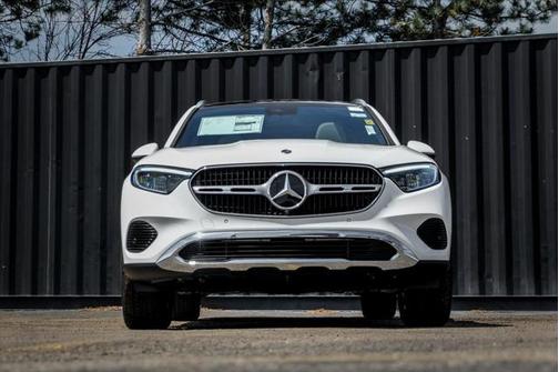 2025 Mercedes-Benz GLC 300 4MATIC