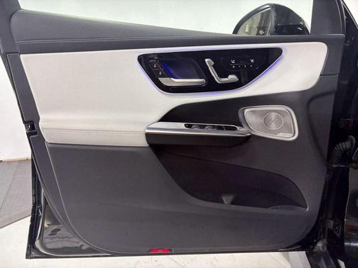 2023 Mercedes-Benz GLC 300 4MATIC