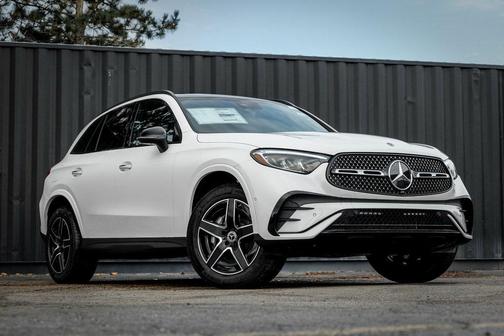 2026 Mercedes-Benz GLC 300 4MATIC