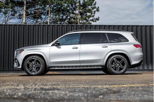 2025 Mercedes-Benz GLS 450 4MATIC